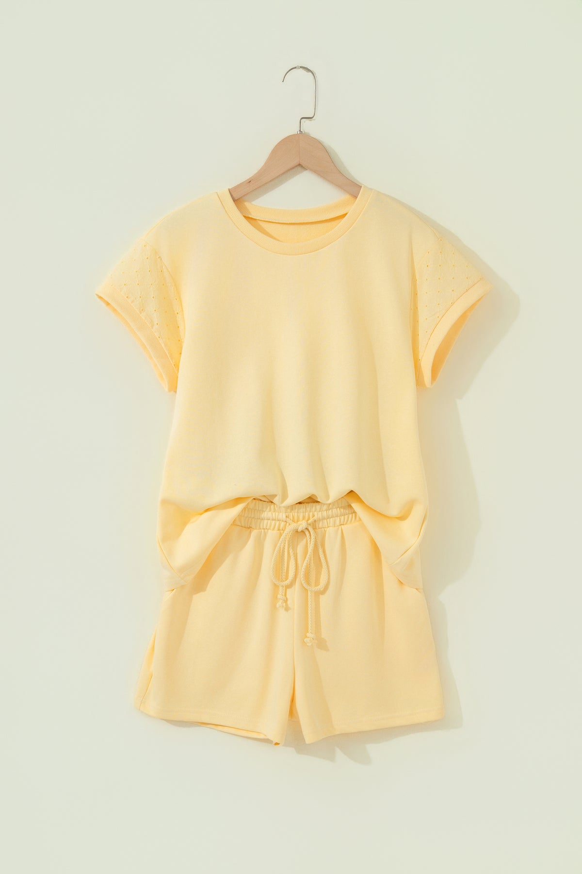 Yellow  Eyelet Lace Patchwork Sleeve Short 2pcs Outfit